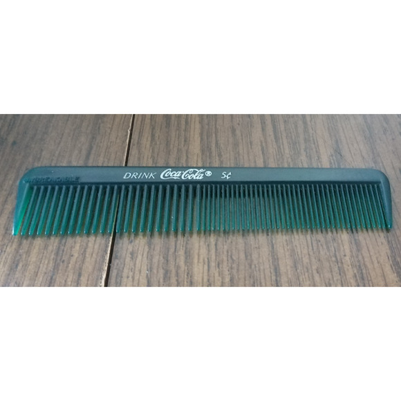 Drink Coca-Cola 5 Cent Green Unbreakable Comb - Picture 1 of 3